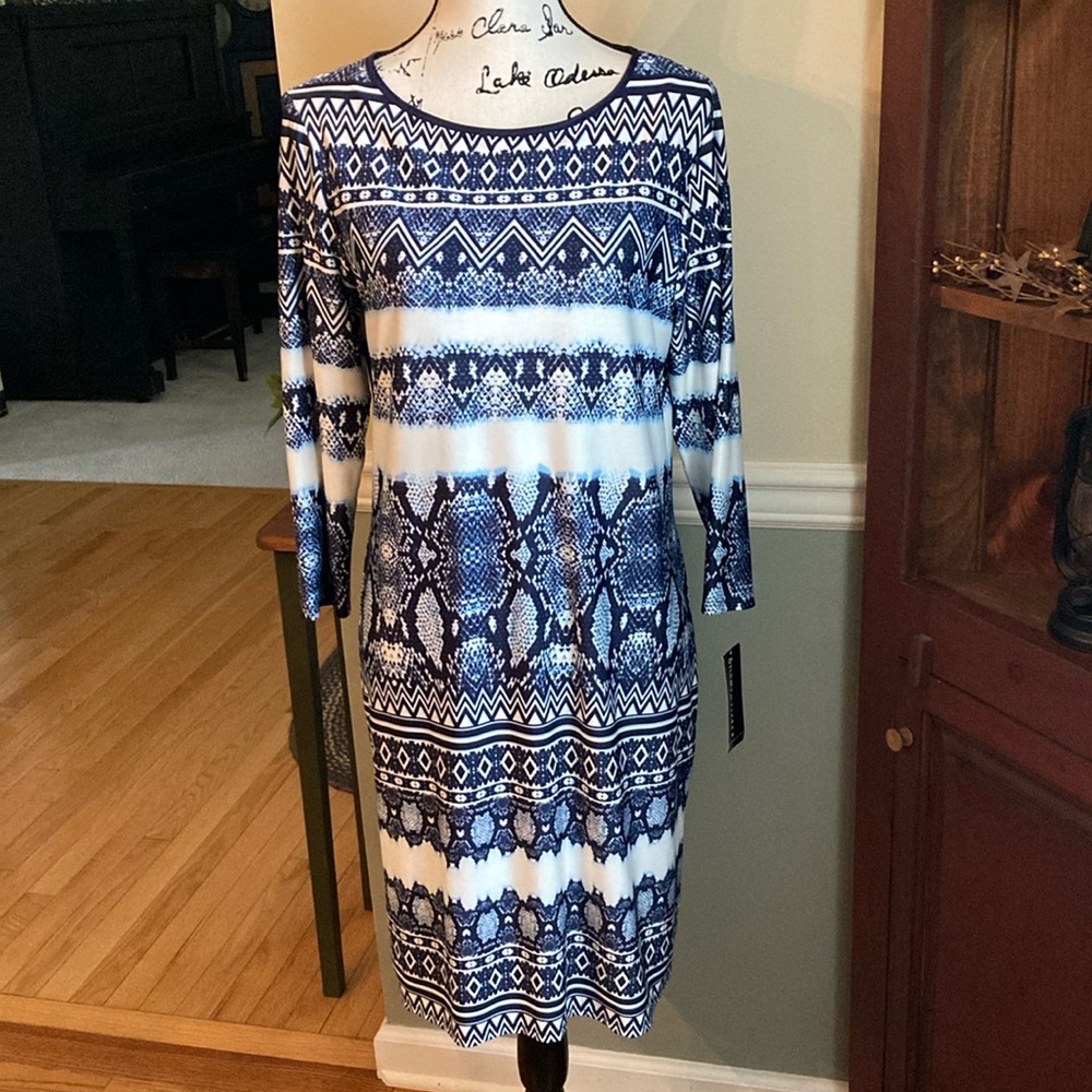 NWT! Studio by Tiana B navy/cream knit dress